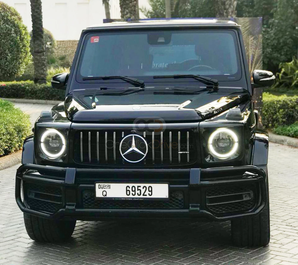 Siyah Mercedes Benz AMG G63 2019 for rent in Dubai 1
